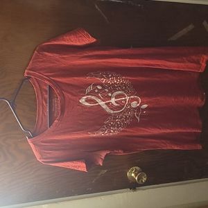 Torrid, tee shirt, red, white music decal, size 1